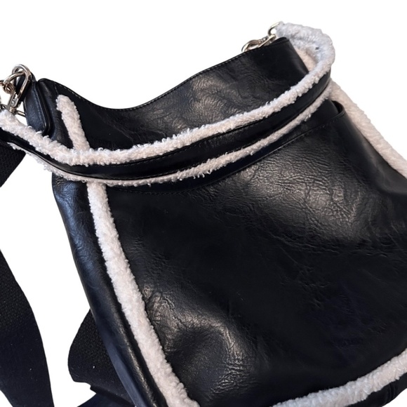 Ah-Dorned Sherpa Trim Vegan Leather Crossbody Shoulder Bag - Picture 2 of 12